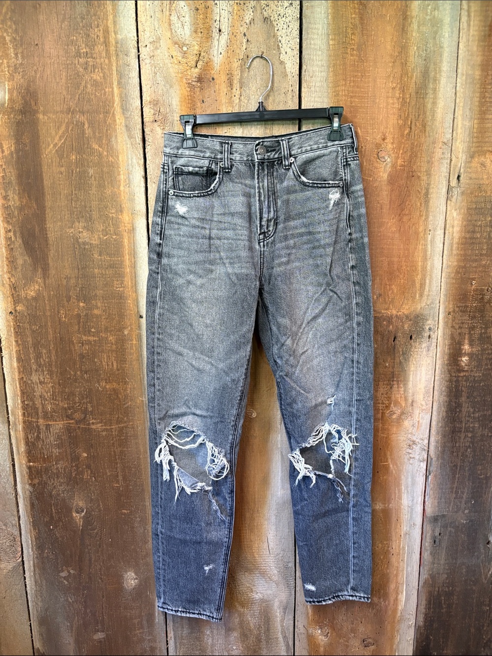 American Eagle Gray Wash Distressed Mom Jeans Size 4 LONG